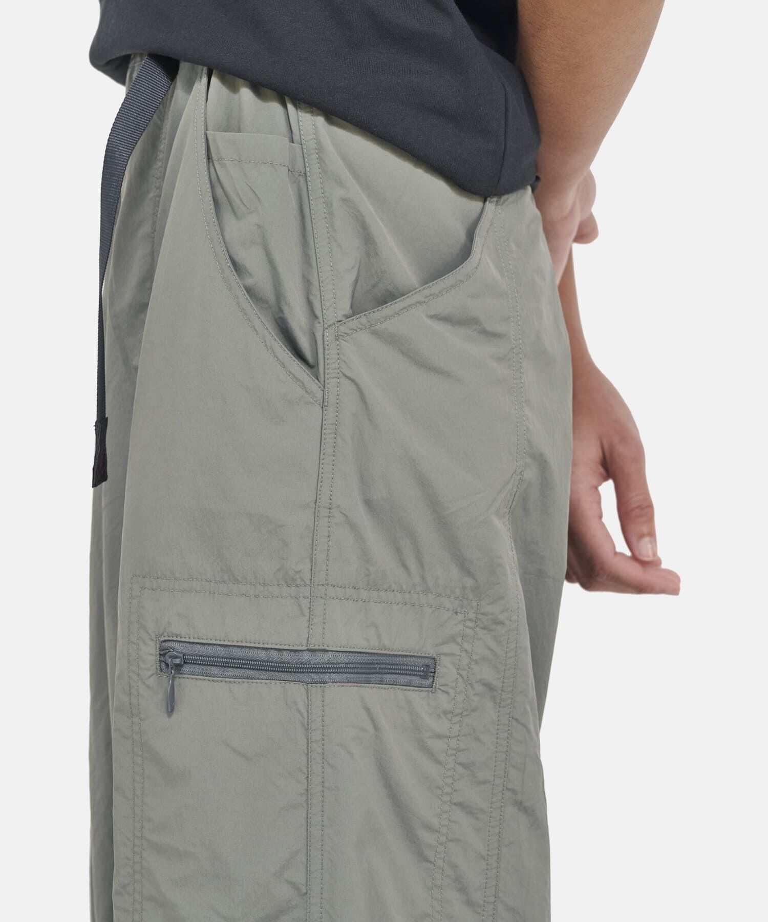 Balloon track pants hotsell