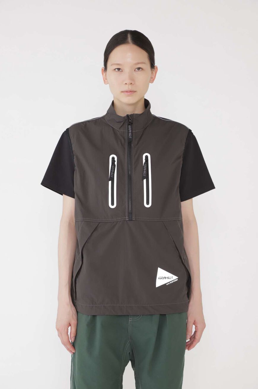 BRUSHED NYLON VEST,CHARCOAL, large image number 4