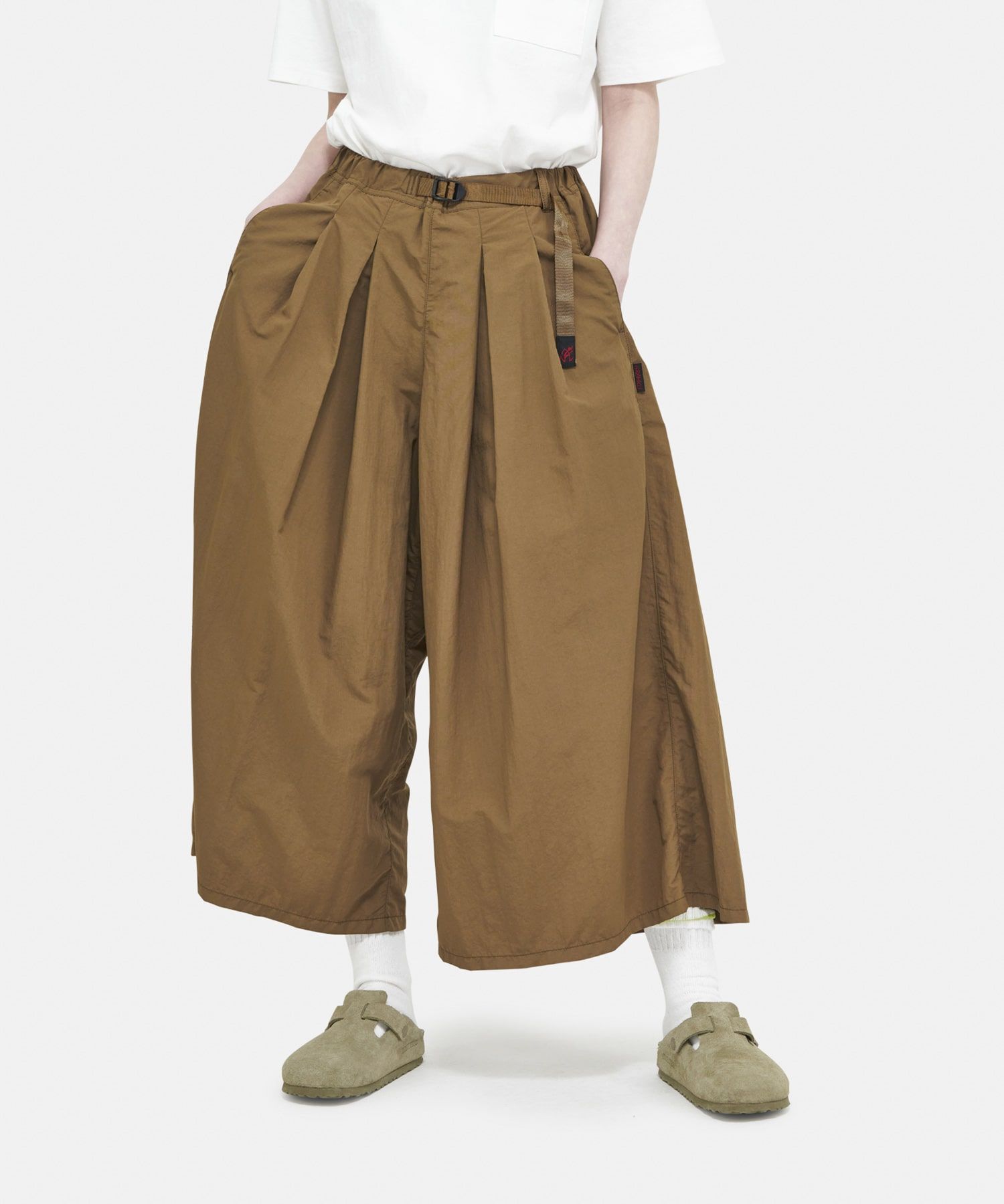 NYLON FLARE PANT | GRAMICCI Official Global Online Store
